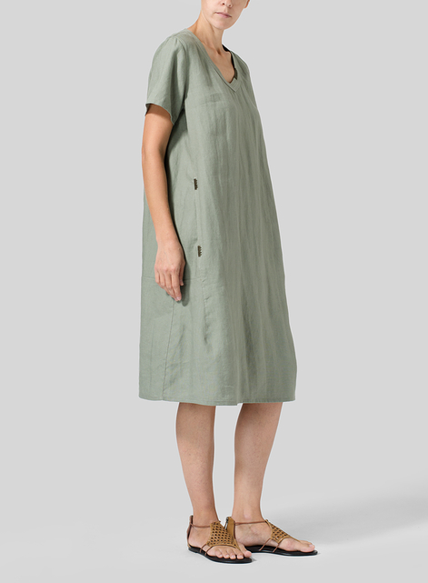 Heavy Linen Short-Sleeve Heart-Neck Dress