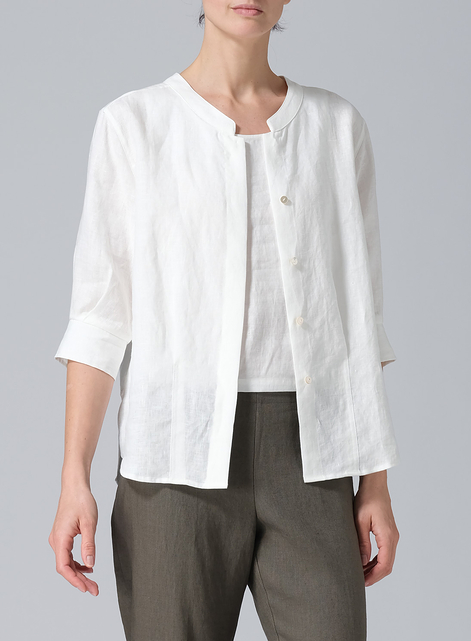 Linen Back Keyhole Blouse