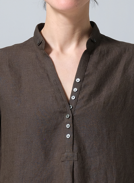 Linen V-Neck Three-quarter Sleeves Shirt